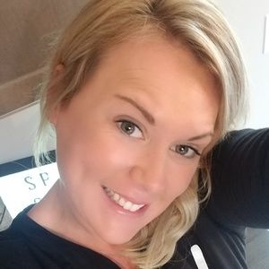 Meet your Posher, Mischa